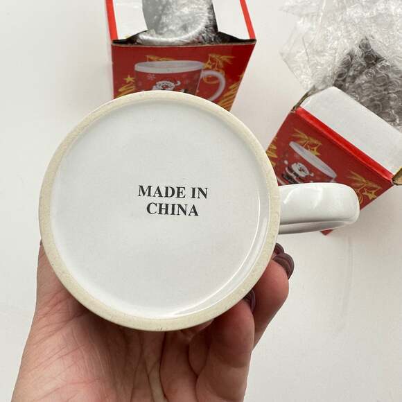 Brand NEW 1990s Christmas Mugs in Gift Box - Santa - Retro tacky - Picture 6 of 9